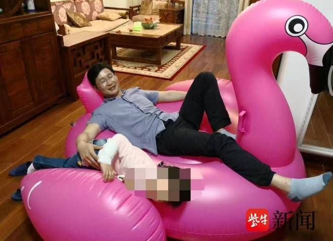 �人������������_�人������ѧ����������Ƹ_