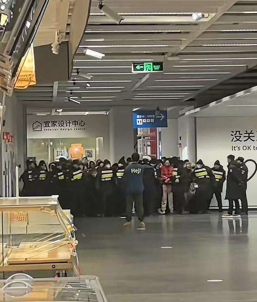 ʵ̽�й���˼ұյ�ǰһ�գ��Ҿ�չ����������գ�ʳƷ�����������в��ٹ˿�ǰ������©��������_ʵ̽�й���˼ұյ�ǰһ�գ��Ҿ�չ����������գ�ʳƷ�����������в��ٹ˿�ǰ������©��������_