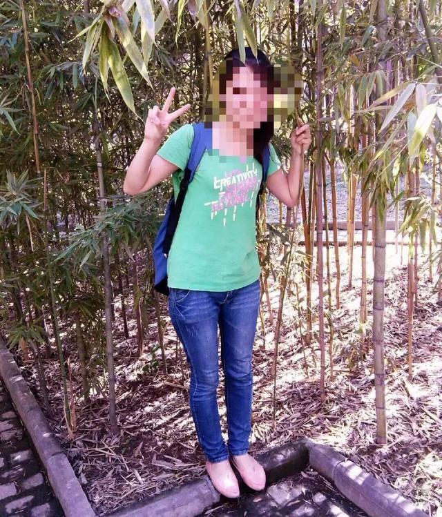 ���̣�Ů��ʿ�����Ѹ��������һ�����У���������ȥ��600�죬ÿ�춼�ܼ尾__���̣�Ů��ʿ�����Ѹ��������һ�����У���������ȥ��600�죬ÿ�춼�ܼ尾