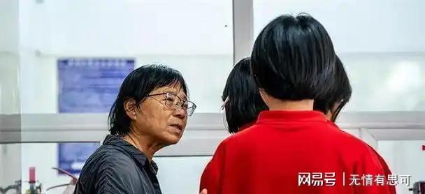 �Ϻ�һ��УУ��__�Ϻ��п�У���Ƽ�һ��¼ȡ��