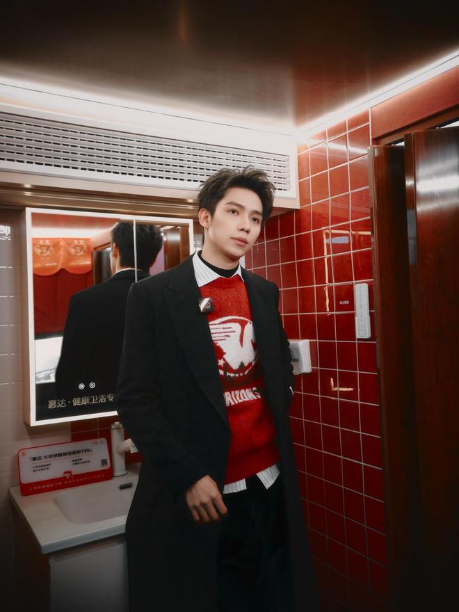 ȫ�������ҵ���һ��ͬ��ݴ�����������ɱ���������