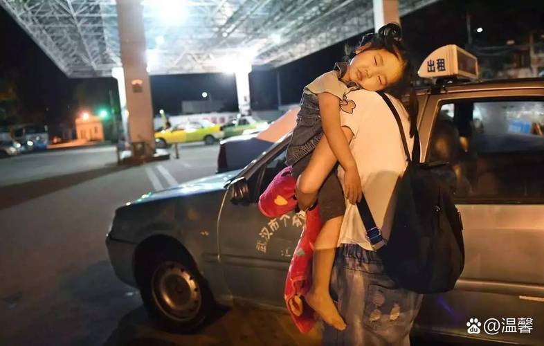 _�´��߻���ح9��ǰ��3��Ů�������⳵�ĵ������裬��Ϧ������ҹ�ࣺŮ���������꼶���������ϴ�ѧ�Լ�������_�´��߻���ح9��ǰ��3��Ů�������⳵�ĵ������裬��Ϧ������ҹ�ࣺŮ���������꼶���������ϴ�ѧ�Լ�������