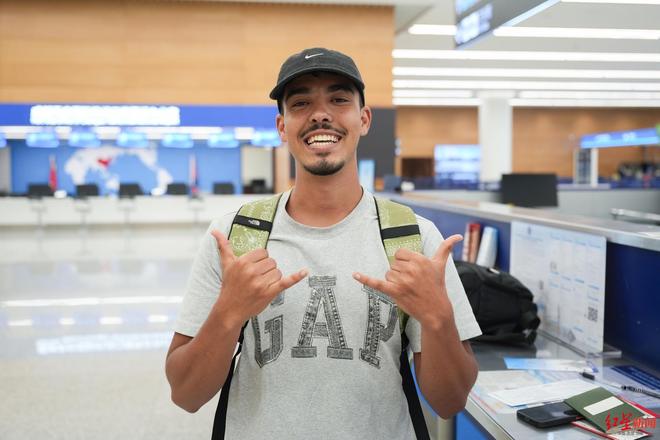 ����͢פ�ɶ������¹�_����͢���չ�˾_