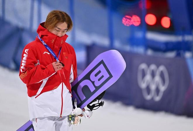 22�����յ���ն��ھ������������й��������������»��׽�__22�����յ���ն��ھ������������й��������������»��׽�