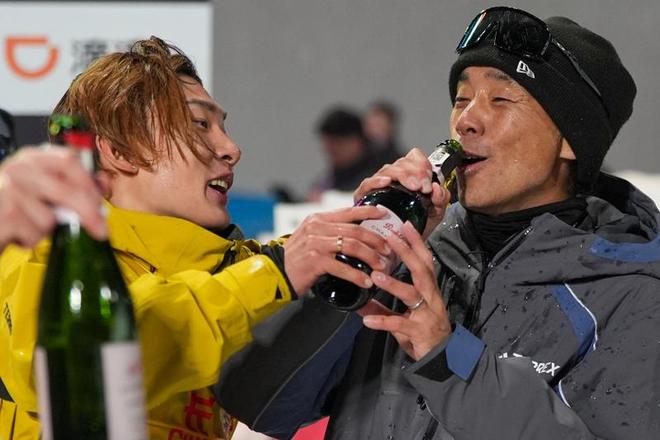 22�����յ���ն��ھ������������й��������������»��׽�_22�����յ���ն��ھ������������й��������������»��׽�_