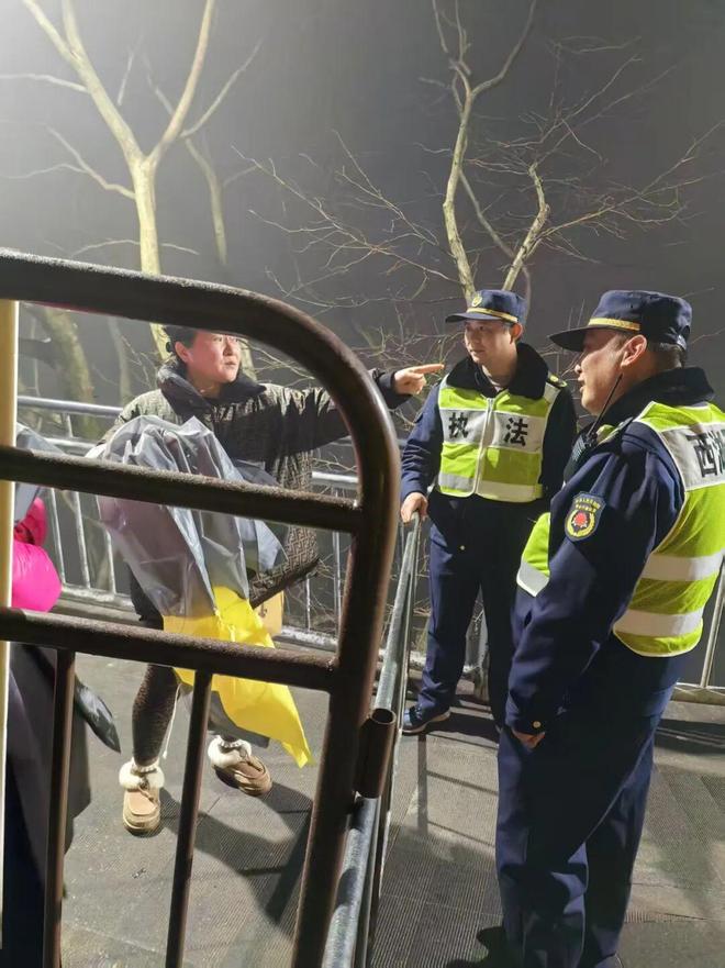 _1473ɽ�����ȿ���ס��ô_ɽ���ϵĿ��ȹ�