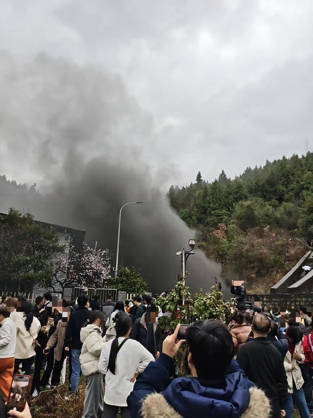 ���̻���ը������ô��_���̻���ը����˭�⳥_