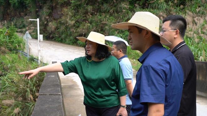 ��ί��ֵҹ�඼��ɶ__��ίֵ����