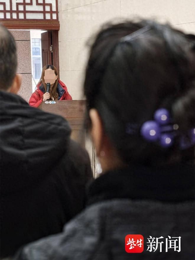 ���ǹݹ�����Ա���¡��Ʒ����־�