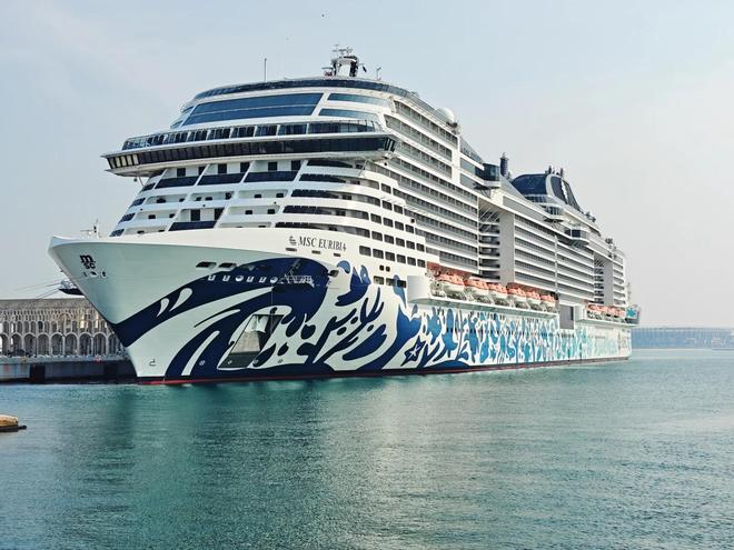 ������ǧ�˵����������ϰݣ��й��οͳ�ż��