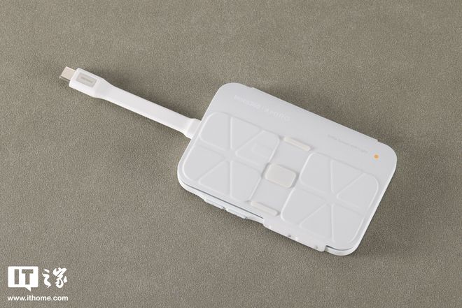 ��IT֮�ҿ��䡿ӰʯInsta360 Snap�ֻ�������������棩ͼ��__��IT֮�ҿ��䡿ӰʯInsta360 Snap�ֻ�������������棩ͼ��