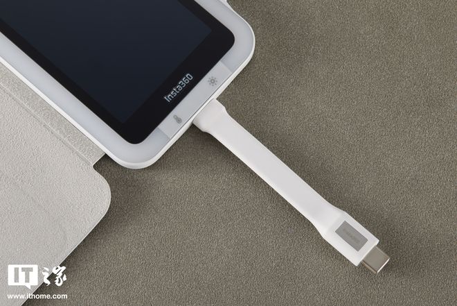 ��IT֮�ҿ��䡿ӰʯInsta360 Snap�ֻ�������������棩ͼ��__��IT֮�ҿ��䡿ӰʯInsta360 Snap�ֻ�������������棩ͼ��