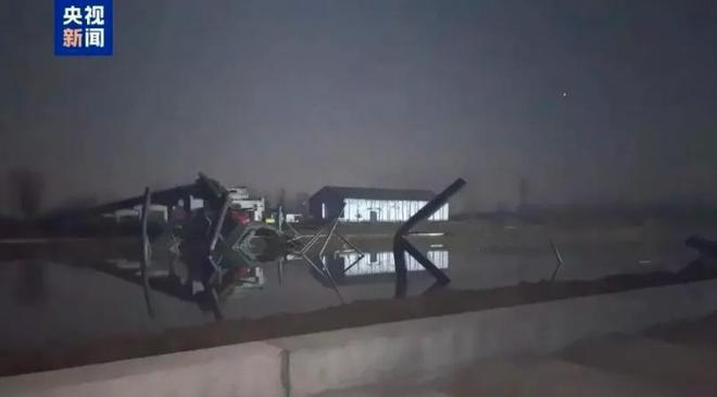 ��������21�ݺ�ͬ�ﾹ��18��Υ��