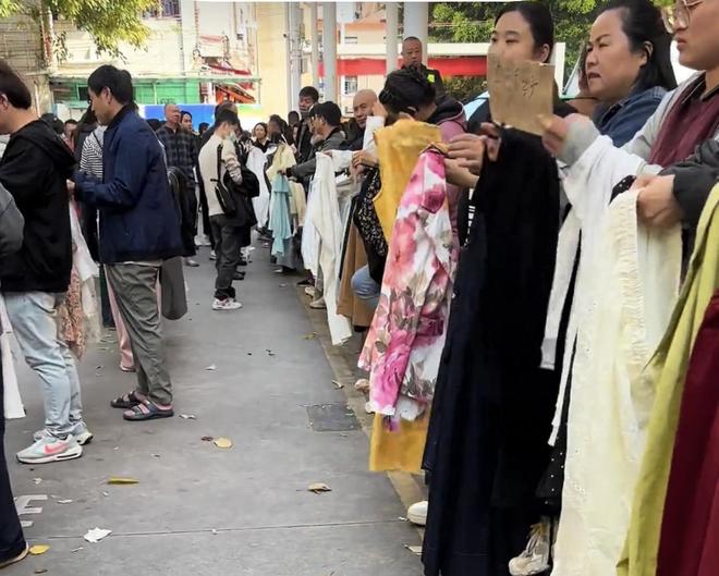 ��Ŀ����ح�ϰ������ˣ�һ��500Ԫ���м��������ݡ����´塱����Ϊ����˽��Σ�_��Ŀ����ح�ϰ������ˣ�һ��500Ԫ���м��������ݡ����´塱����Ϊ����˽��Σ�_