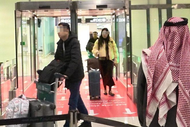 �й���˾�����ж����ߣ��׼ܺ���