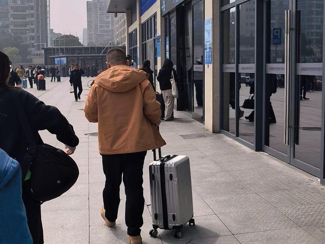 90�󳣵�С����ʱ8������ʻص�