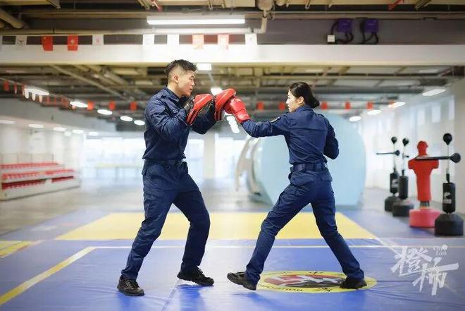 �人����00��Ԯ��Ů��_���ݿս�Ů��_