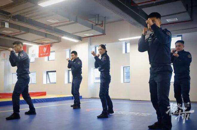 ���ݿս�Ů��__�人����00��Ԯ��Ů��