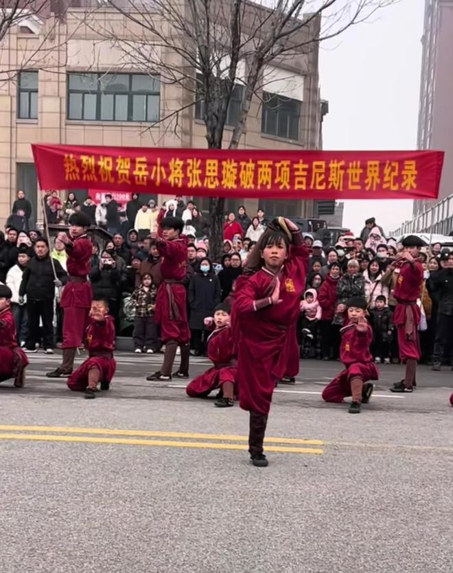 ����12�����繦��ھ���ͷ������