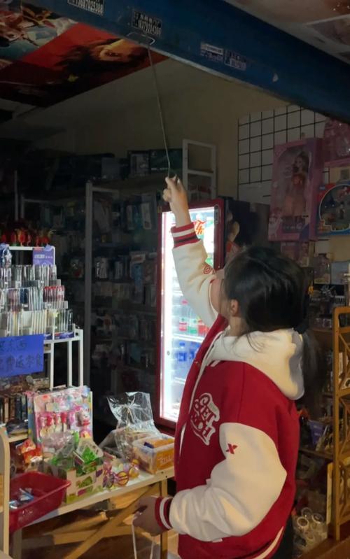 ��н100Ԫ����12��Ů���򹤣�Ů����4��Ԫѹ��Ǯ�����ľߵ��Ӷ����__��н100Ԫ����12��Ů���򹤣�Ů����4��Ԫѹ��Ǯ�����ľߵ��Ӷ����