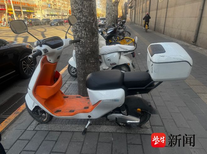 _ͷ��Ͷ�߾ٱ��绰_ͷ�����Ͷ�ߵ绰