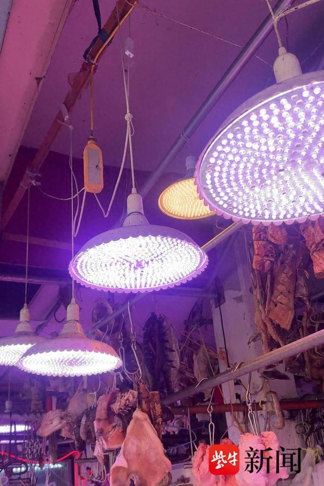 ������ǰ�ɫ�ƣ�˭�����ܲ��ˣ�