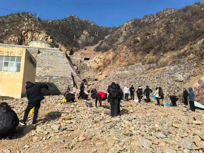 ��ɽ���ڵ��ƽ���Թ�������__�ڵ��ƽ��