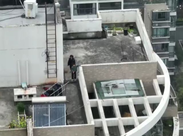 ���ұ�����ѹ�ô����������ټ��ɡ���20����С�����ں���16¥�����⣬���˻����ؾ����������ɳ���ȫ����__���ұ�����ѹ�ô����������ټ��ɡ���20����С�����ں���16¥�����⣬���˻����ؾ����������ɳ���ȫ����