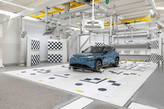 ADAS��ʻ��������ͷ�궨