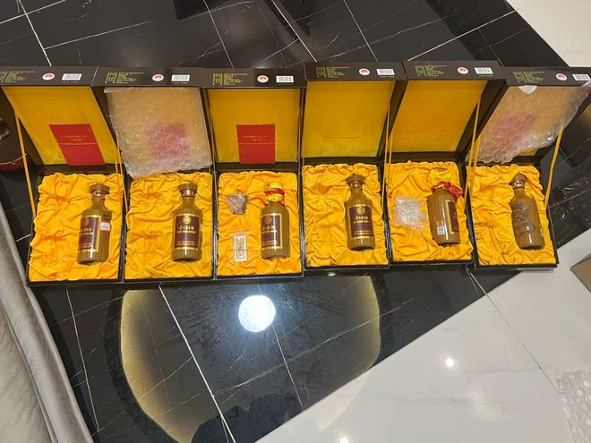 10�칺8ƿę́��Ϊ�ٻ���������