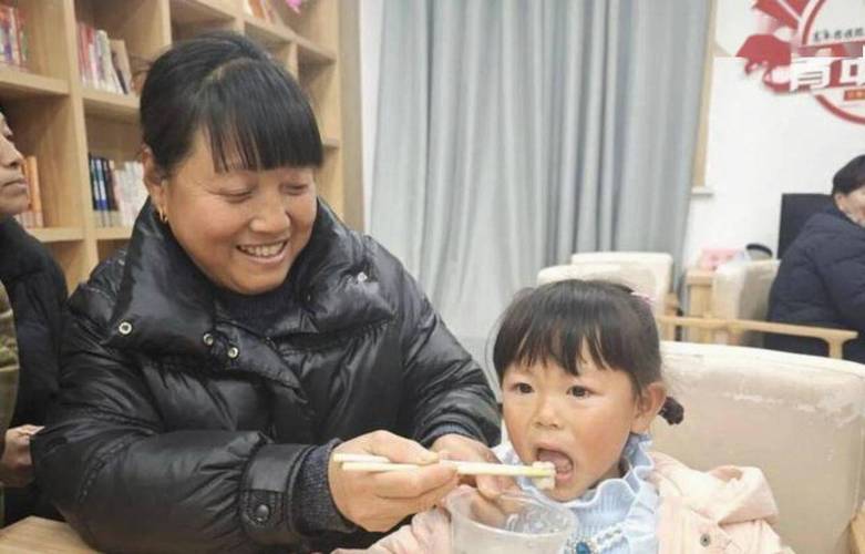 ��ɳ�ĸ��ְ����Ŵ��ޣ��������ͬ�����������ֱ����Ľ�������̰֣����¹�һ��ͯ��_��ɳ�ĸ��ְ����Ŵ��ޣ��������ͬ�����������ֱ����Ľ�������̰֣����¹�һ��ͯ��_