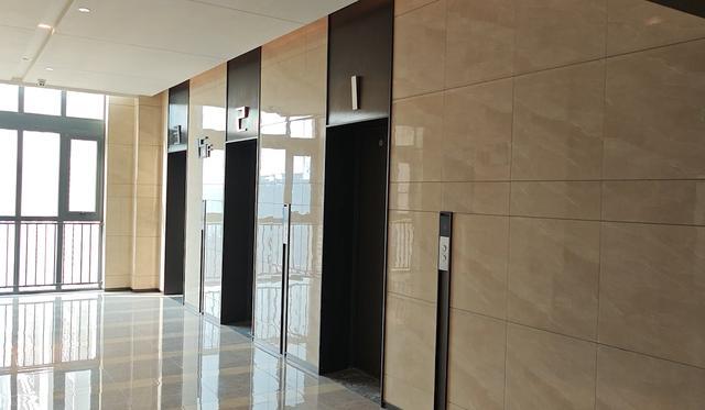 ֣����Ͱ©ˮά�޵绰_֣��©ˮ��׼��λ_