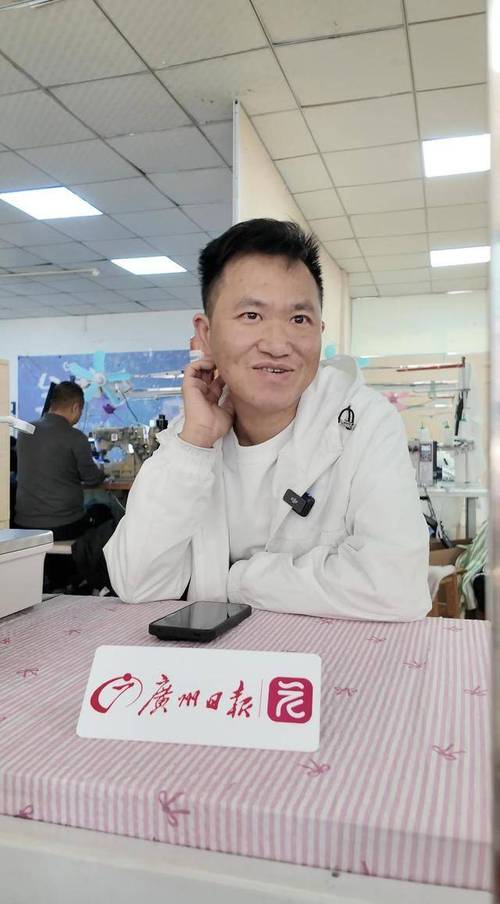 _�����ڴ�¥װb����Ƭ_���������ϰ帺����