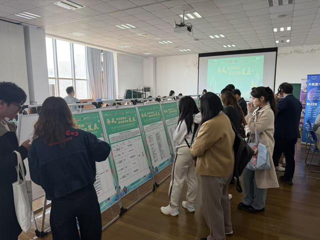 ��׼ƥ��ְҵ��רҵ�������ٰ조4+2������