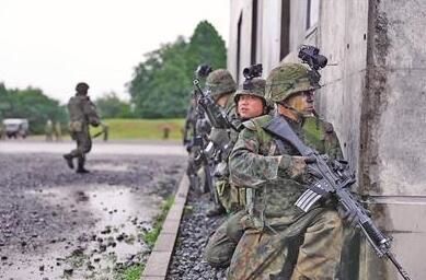 ʹ����ʿѵ��__���¼�ʵʹ����ʿ�ɳ���