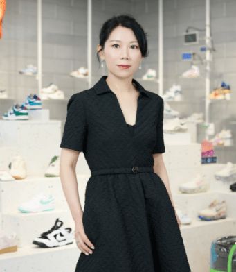 �Ϳ˹�˾����__�Ϳ˼��Ŷ��³�