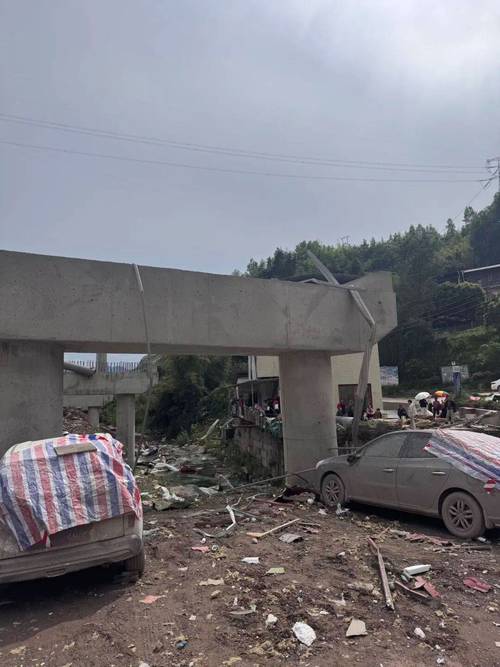 ������˹��ըԭ��__������˹�¹�