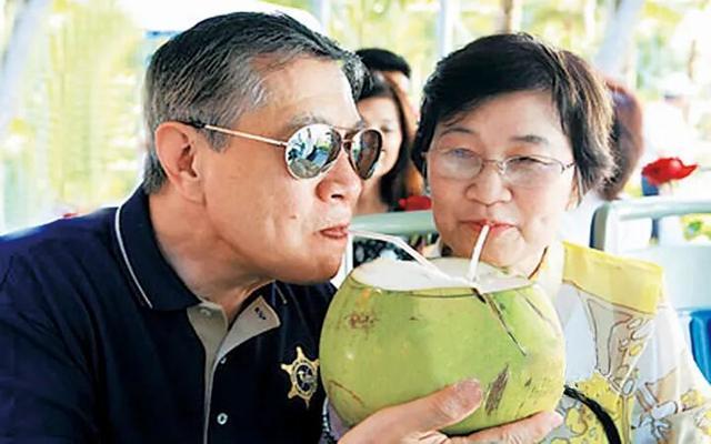 ��ʽů��Ƭû�з���__��һ�˶��������