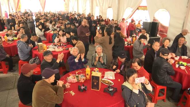 �ϲ�һ��Ϊ�������˷�10��Ԫ���ٽ�������Ů��29����ϯ��ף���������ֻ��ϲ������ɲ����轱������Ӫ��Т�Ͼ��׷�Χ__�ϲ�һ��Ϊ�������˷�10��Ԫ���ٽ�������Ů��29����ϯ��ף���������ֻ��ϲ������ɲ����轱������Ӫ��Т�Ͼ��׷�Χ