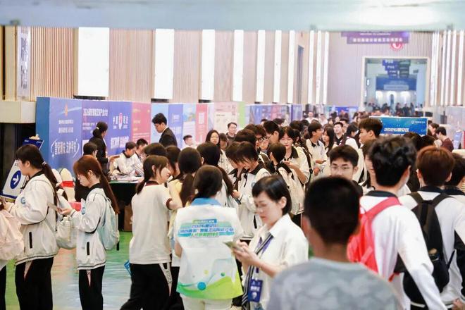 _Բ���չ���ʲô��˼_�����մ���ԡ��ҵչ