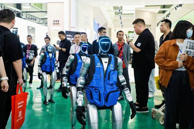 �����մ���ԡ��ҵչ__Բ���չ���ʲô��˼