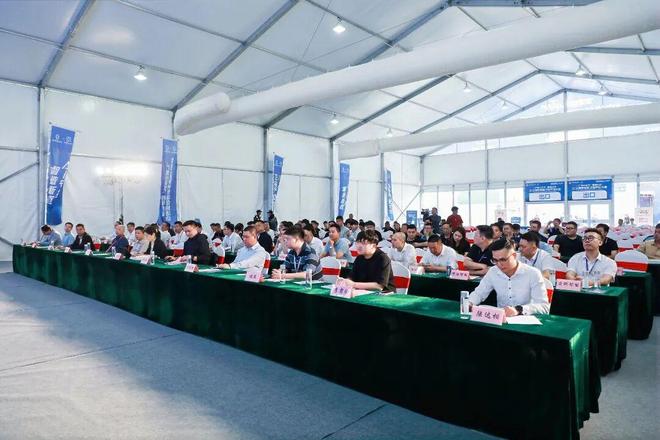 Բ���չ���ʲô��˼_�����մ���ԡ��ҵչ_