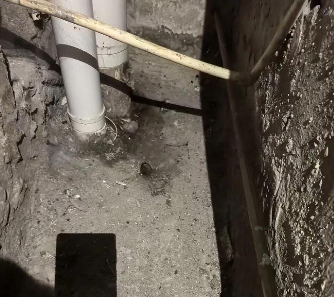 ԭҵ������©ˮ���_һ�����Ϣ�߶�һ�����ĵ�����_