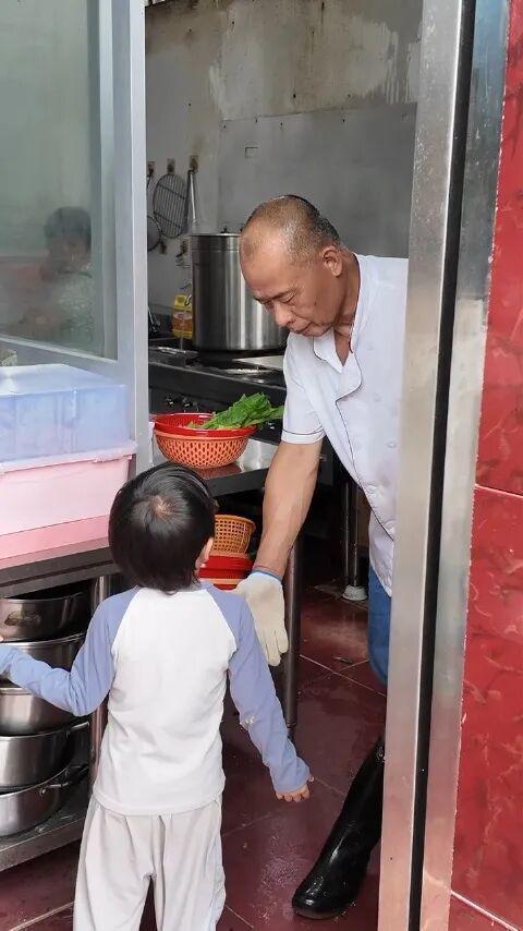 ���������׬Ǯ��ɶ�ã�����ȫ����Ī�ϼ����ϰ��ٷ�����һ��˯����Сʱ̫���ˣ���һҪ�ż�__���������׬Ǯ��ɶ�ã�����ȫ����Ī�ϼ����ϰ��ٷ�����һ��˯����Сʱ̫���ˣ���һҪ�ż�