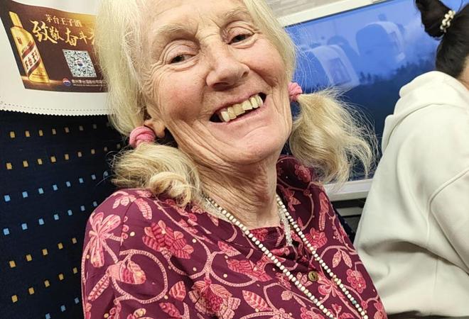 Ӣ��74�����̶������й����������ѽ������ŵ����Σ����״�ѧѧ����������������_Ӣ��74�����̶������й����������ѽ������ŵ����Σ����״�ѧѧ����������������_