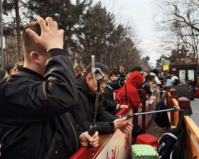 ��ѩ�����������˳������__��ѩ�����������˳������