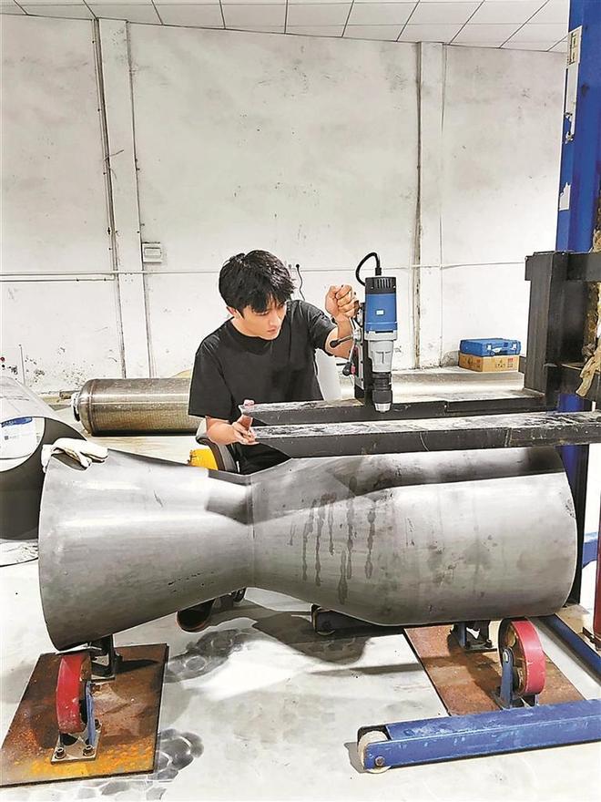 ����95��С��ִꡱ�������3.