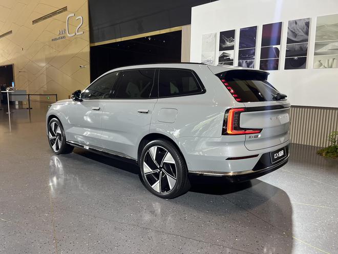 �ݱ�xj����ȫ���콢����ȡ��_�ֶ���xc60�͵��ϰ�_