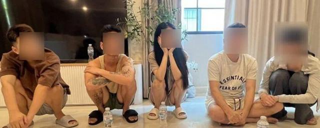 _19��Ů���ԳƱ�������կҪ���ˡ��ּ顱��������11�򣬾���������¶������ͬ��4����Ƿ��뾳���У����׻�ӦŮ�������;���Ժ_19��Ů���ԳƱ�������կҪ���ˡ��ּ顱��������11�򣬾���������¶������ͬ��4����Ƿ��뾳���У����׻�ӦŮ�������;���Ժ