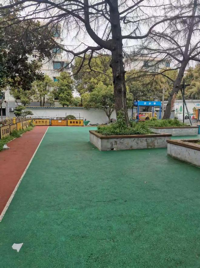 �Ϻ�һС������������������������Ŀ����